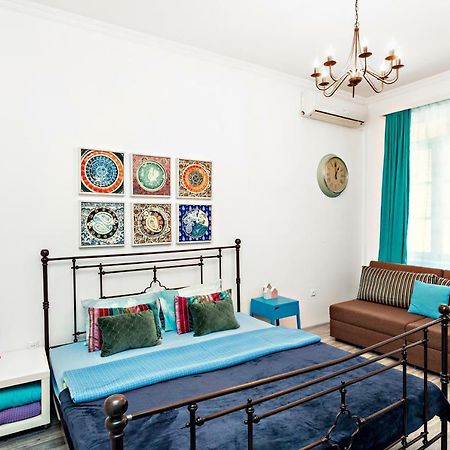 Apartment On Saadi Str Old טביליסי מראה חיצוני תמונה