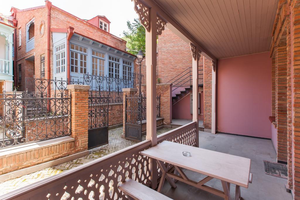 Apartment On Saadi Str Old טביליסי חדר תמונה