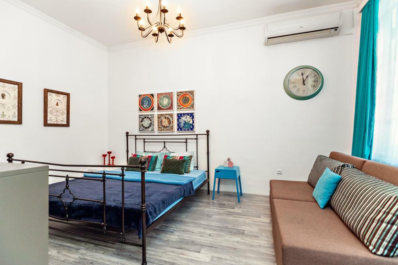 Apartment On Saadi Str Old טביליסי מראה חיצוני תמונה