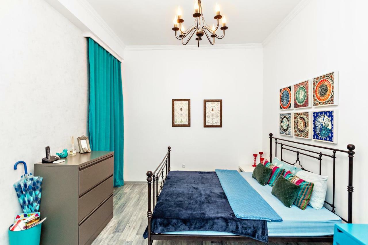 Apartment On Saadi Str Old טביליסי מראה חיצוני תמונה