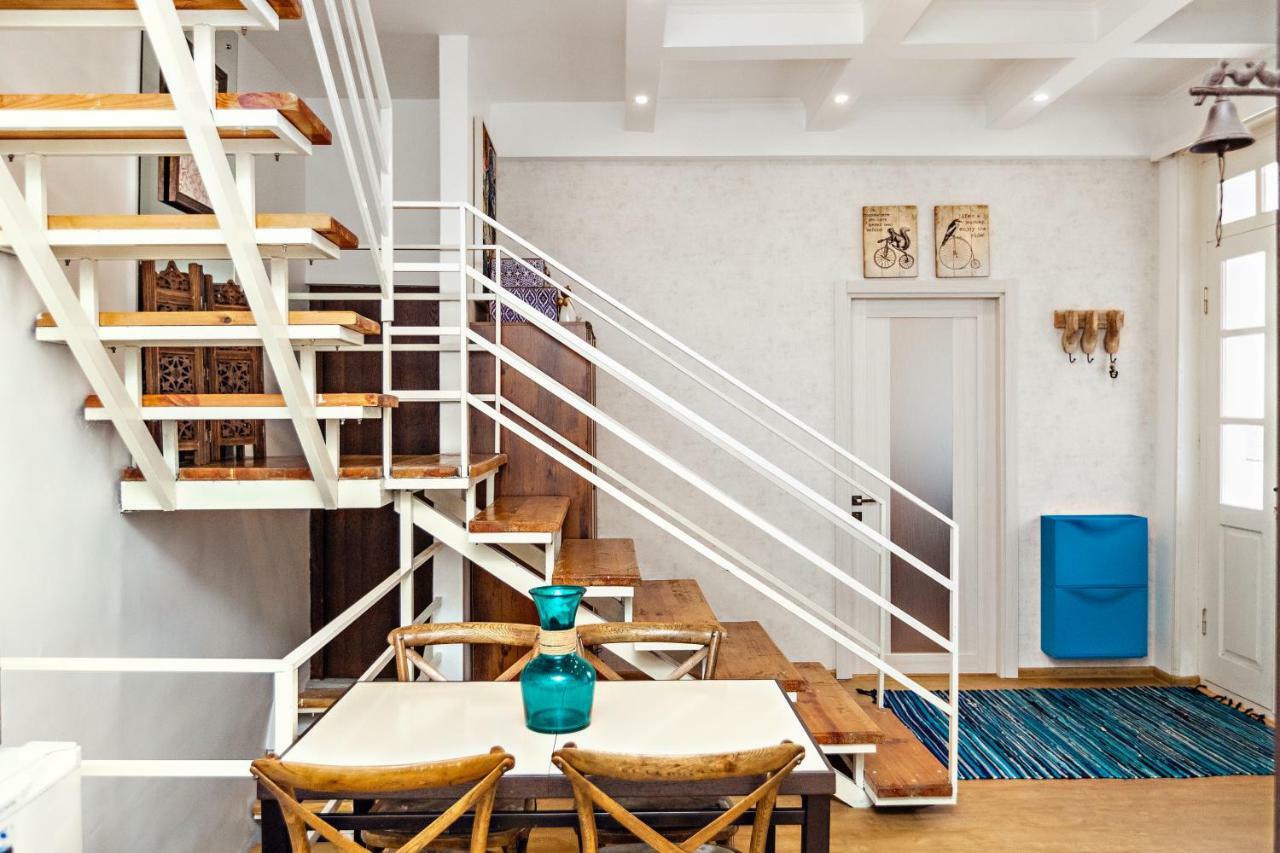 Apartment On Saadi Str Old טביליסי מראה חיצוני תמונה